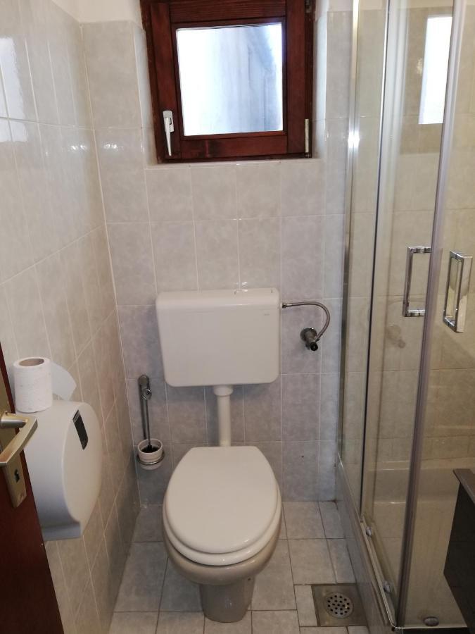 Apartmani Bono Primosten Exterior photo