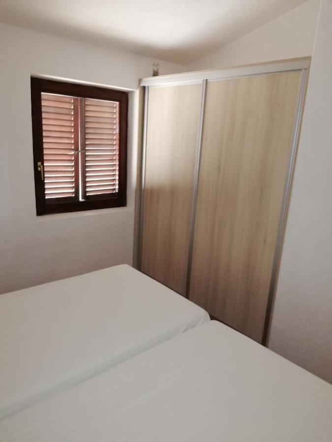 Apartmani Bono Primosten Exterior photo