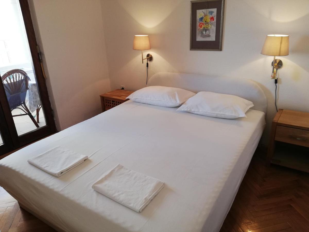 Apartmani Bono Primosten Exterior photo